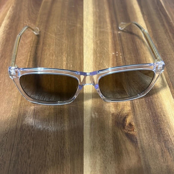 Brand new Gucci sunglasses GG0558S 006 56-18-145 Cat.2